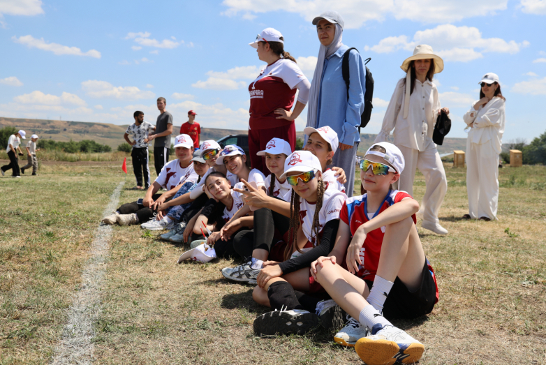 Gelenek ve Sporun Gücü: Karaçay-Çerkesya’da X Abaza Halk Oyunları Düzenlendi Gelenek ve Sporun Gücü: Karaçay-Çerkesya’da X Abaza Halk Oyunları Düzenlendi