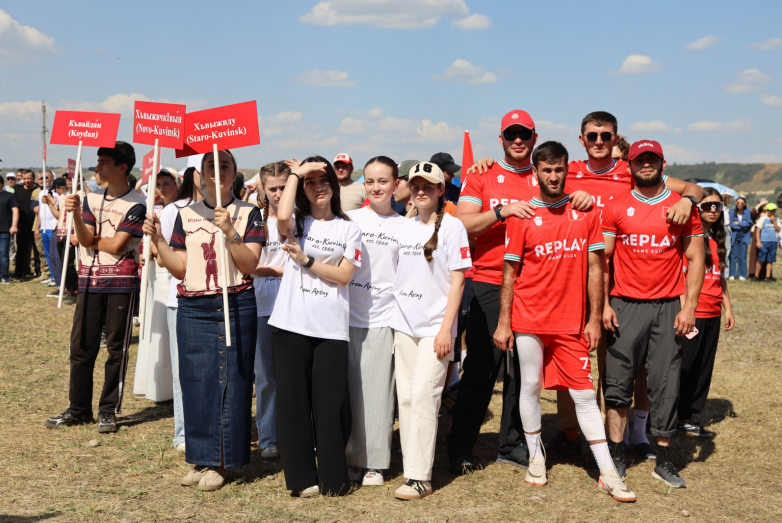 Gelenek ve Sporun Gücü: Karaçay-Çerkesya’da X Abaza Halk Oyunları Düzenlendi Gelenek ve Sporun Gücü: Karaçay-Çerkesya’da X Abaza Halk Oyunları Düzenlendi