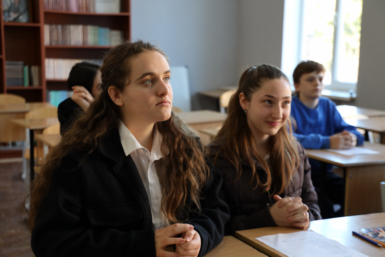 Курсы по изучению абхазского языка завершились в Гале