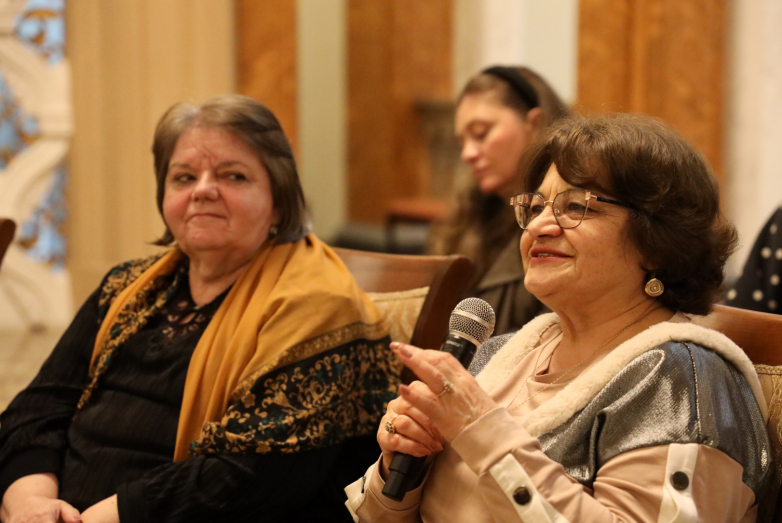 «Театр и зритель»: ВААК и Абхазский театр запустили дискуссии о спектаклях