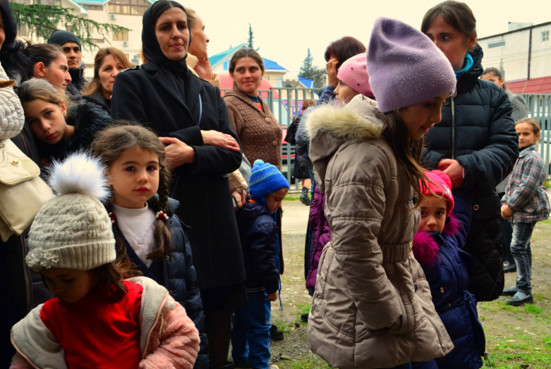 “Soul Warmth” action continues to work: 383 children were given out new winter clothes