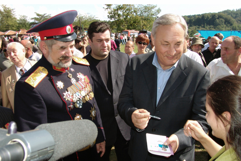 With the Supreme Ataman of the Great Don Army Nikolai Kozitsin at Mykuashta