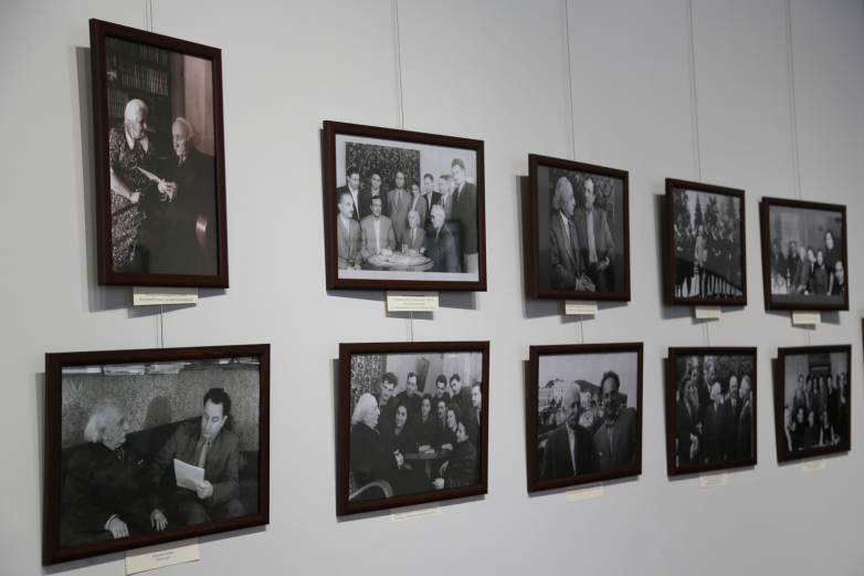 Выставка памяти народного поэта Абхазии Дмитрия Гулиа открылась в Сухуме