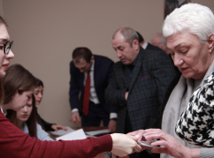 Representatives of the Abkhaz-Abaza people from Turkey, Russia, Jordan, Syria and a number of other countries showed interest in the meeting. Registration of delegates began from the early morning.