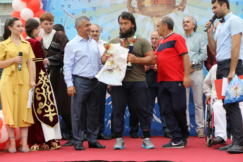 Более 600 человек приняли участие в ежегодных национальных играх народа Абаза
