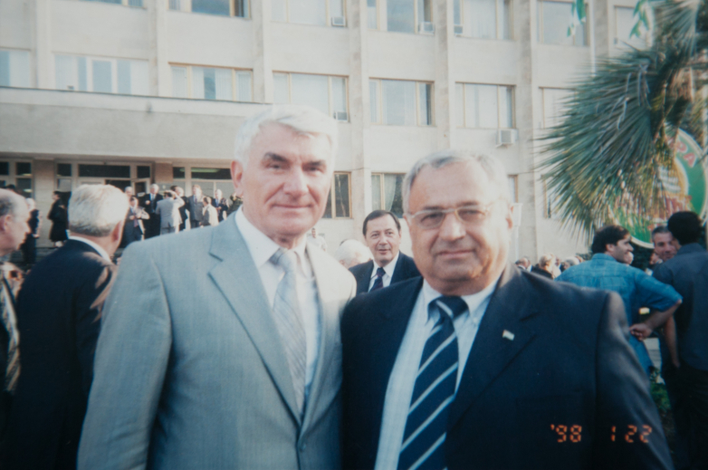 Gennady Alamiya and the first president of the Republic of Adygea, Aslan Dzharimov