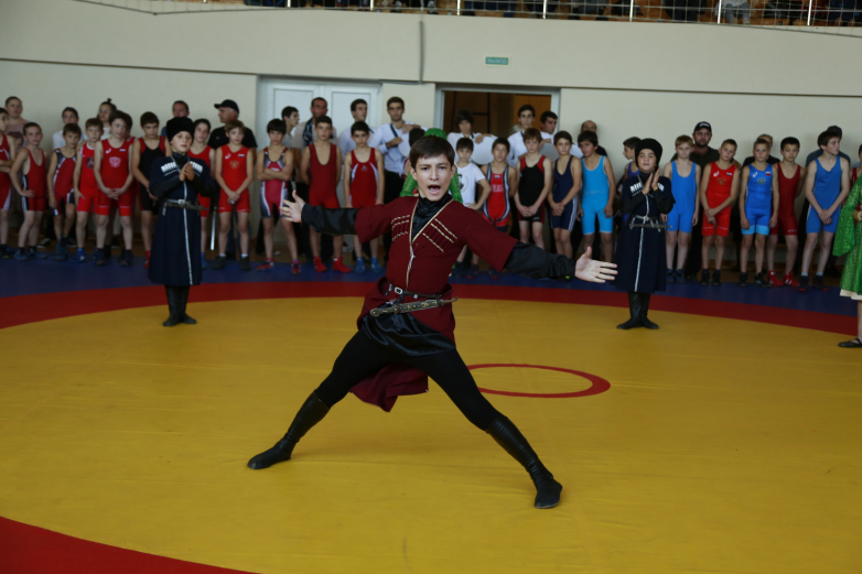 Abhazya’da “Abaza” festivali, serbest güreş Egzek Kupası ile başladı.