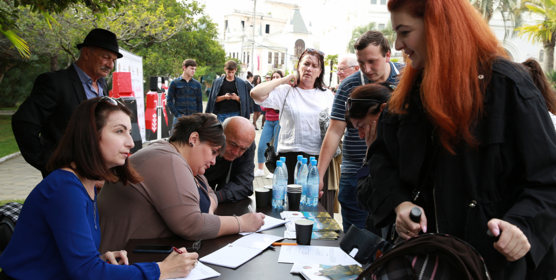 During the festival, everyone had the opportunity to join the Congress by filling out an application for .