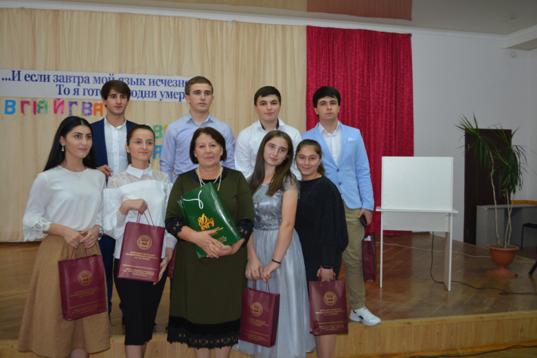 Четвертый фестиваль абазинского языка и литературы начался в Карачаево-Черкесии.