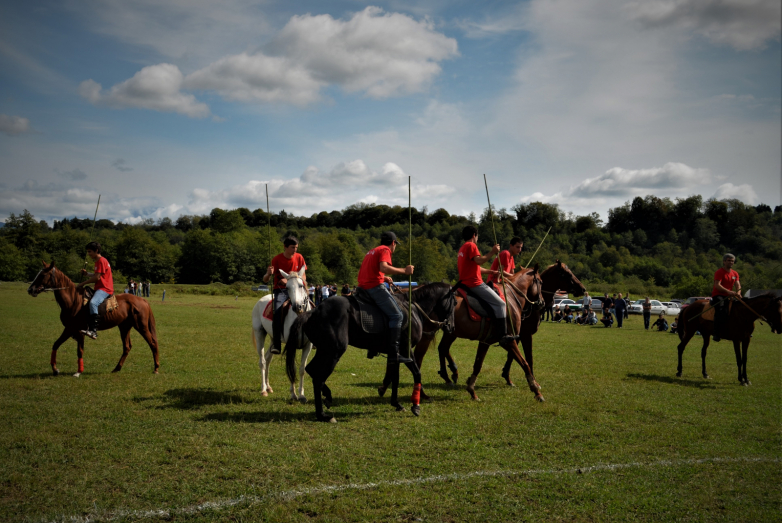 Equestrian sport competitions in the village of Myku