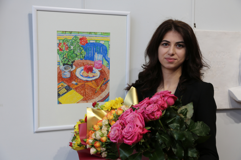 Abhazya'da yılın ressamı seçildi, kazanan - Sabina Kuarçia oldu