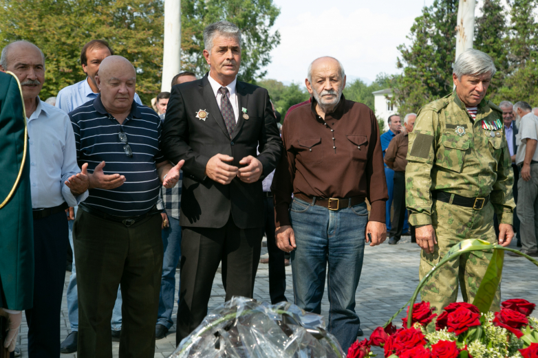 Abhazya Ulusal Kurtuluş Savaşında şehit düşen Ataralıların anıtı memleketlerinde dikildi