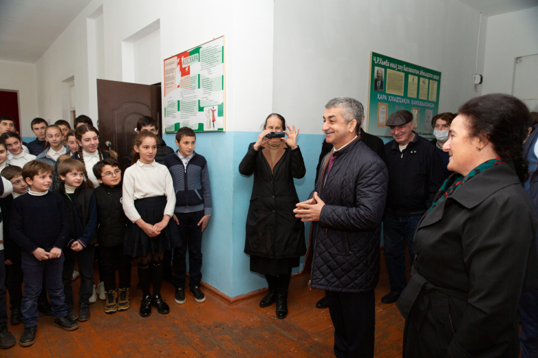  لقاء موسىايكزيكوف مع سكان قرية باسلاخو