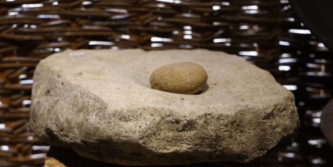 Ахакьа - камень, на котором делали аджику.
