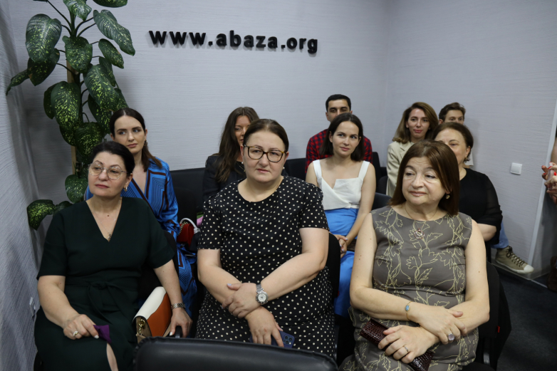 Первые абхазские зрители: фильм «Асыс» показали в офисе ВААК