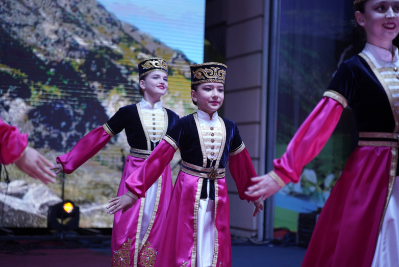Unite in joy: Abaza Culture Day and the Abkhazian Flag Day were held in KChR 