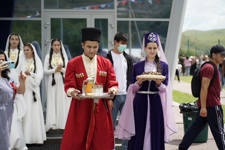 Дружба, спорт и красота: VII Игры народа абаза состоялись в Карачаево-Черкесии