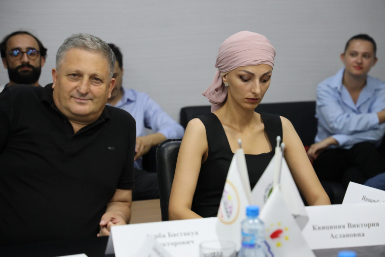 “Abaza” kültür ve spor festivalinin Abaza etnik grubunun gelişimindeki önemi: DAK'ın yuvarlak masasının konusu