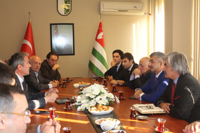 ВААК и Абхазфед обсудили план совместной работы в Турции