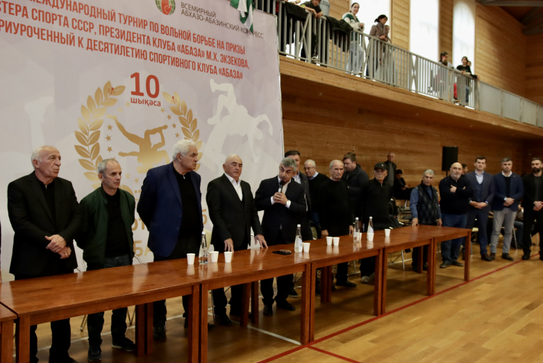 X Международный турнир по вольной борьбе открылся в честь 10-летия клуба «Абаза»