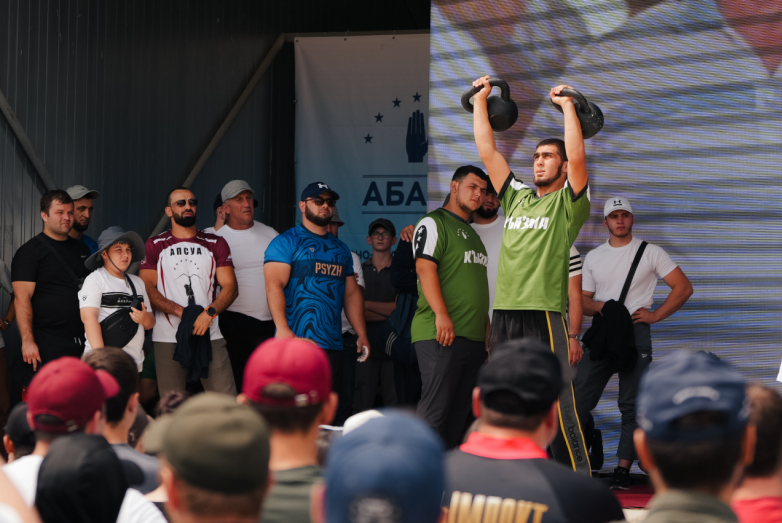 Kültür birliği ve spor ruhu: Karaçay-Çerkesya Cumhuriyeti'nde “Abaza” festivali düzenlendi.